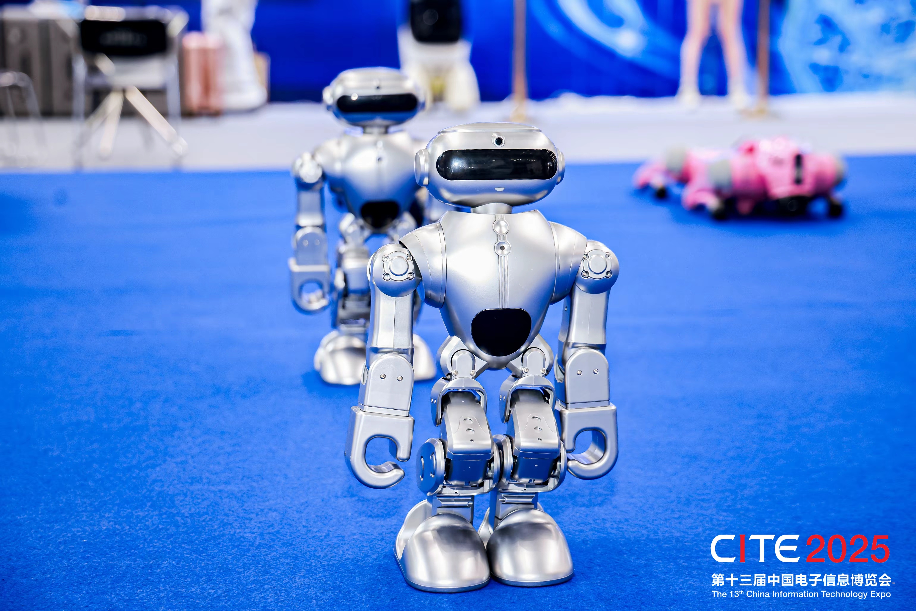 Chinese humanoid robot Tiantuan is popular at CES in the United States, and in April Shenzhen CITE 2026, embodied intelligence continues to be exciting