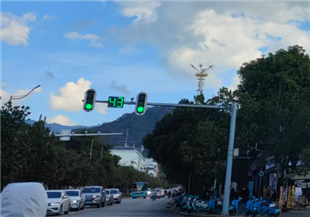 珠海24个路口启用大车“右转必停”电子抓拍